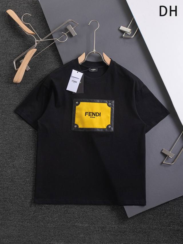 FD 双F 框架字母刺绣logo 小怪兽短袖T恤 FENDI 芬迪潮牌高品质经典FD短袖T恤 男女同款 重工的处理才是一件好看的FEN迪！ 一改中庸，好看的创意