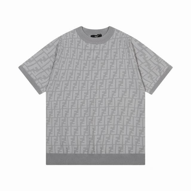 FENDI芬迪满身双Flogo提花圆领针织T恤 颜色：黑 白 灰 紫 码数：M L XL XXL