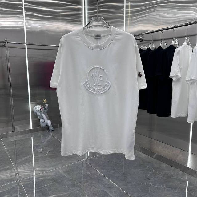 MONCLER 蒙口 2025春夏新款 圆领短袖t恤 特种绣花 时尚男女同款 S M L XL XXL 五个码 黑色 白色