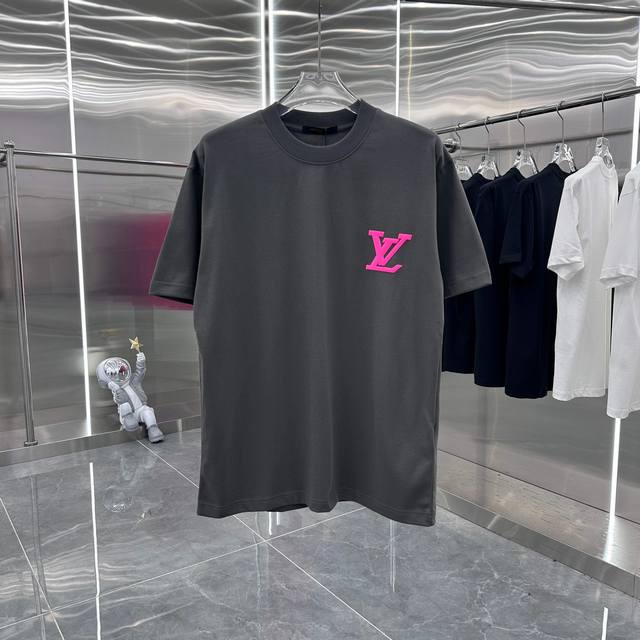 LV 2025春夏新新款 字母logo发泡 260克定制面料 男女同款宽松版 S M L XL XXL 五个码 黑色 白色 灰色 军绿色