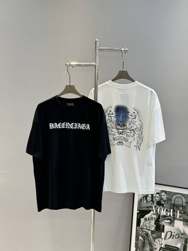 顶级颜值担当！Balenciag*巴黎世家25s新款短袖T恤.当季颜值担当.品牌图形立体撞色搭配视觉效果相当奇特！胸口精致品牌绣花.后背纯手工手绘工艺.色彩搭配